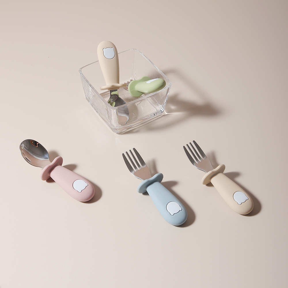 Colher e Garfo de Silicone em  - Weaning Spoon Set avaliação e preço